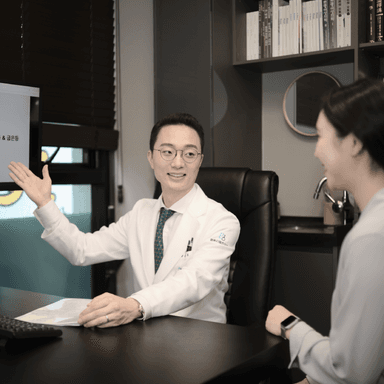 Myeongdong SIWON Korean Medicine Clinic : Travel Recharge, K-Medicine Pain Relief Therapy